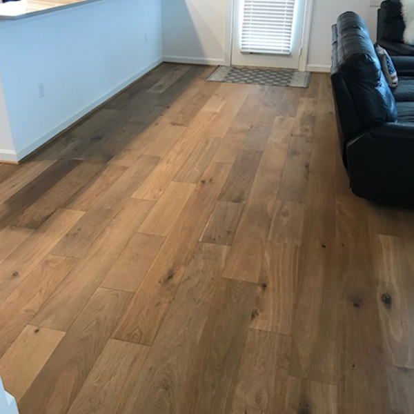 Hllmark Floors Ventura Sandal Oak installation in Cheesapeak VA