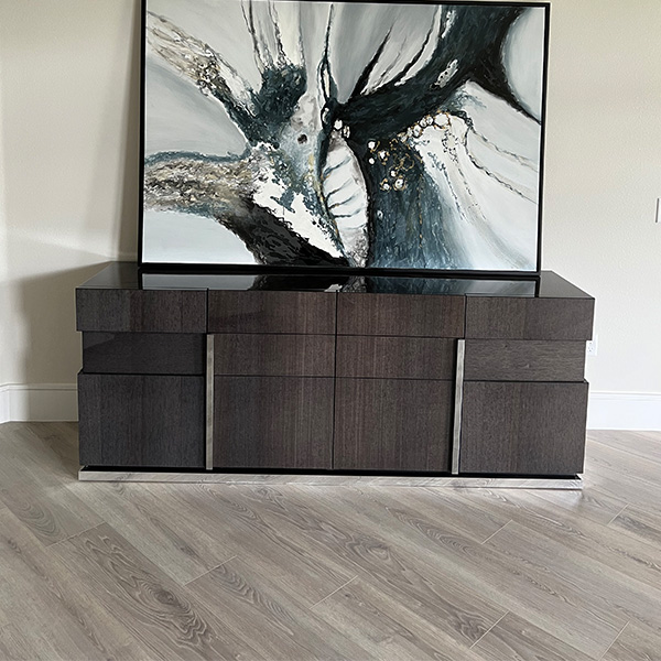 Courtier Kingsguard oak install by Britannia