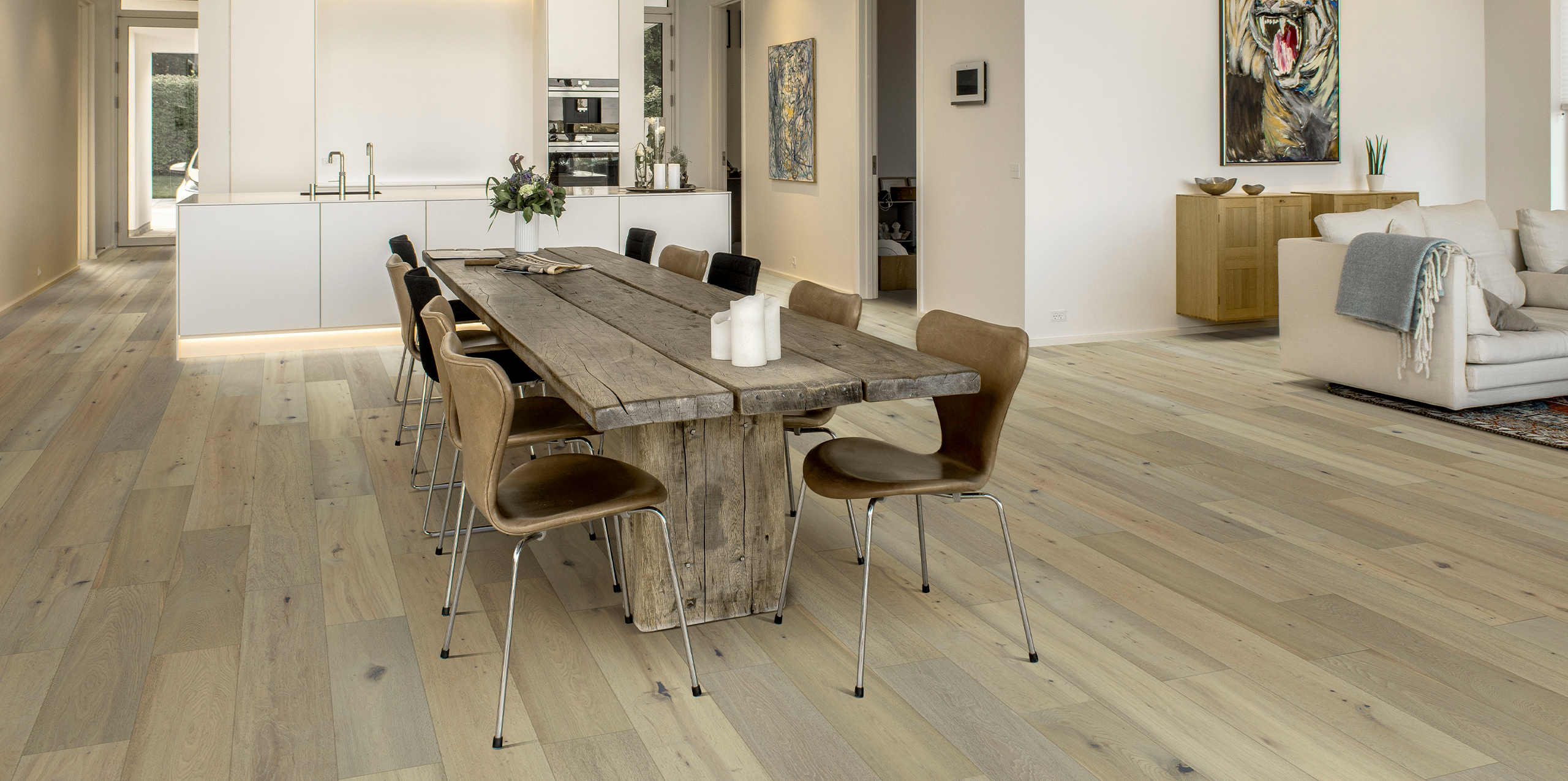 True Lotus Oak slider